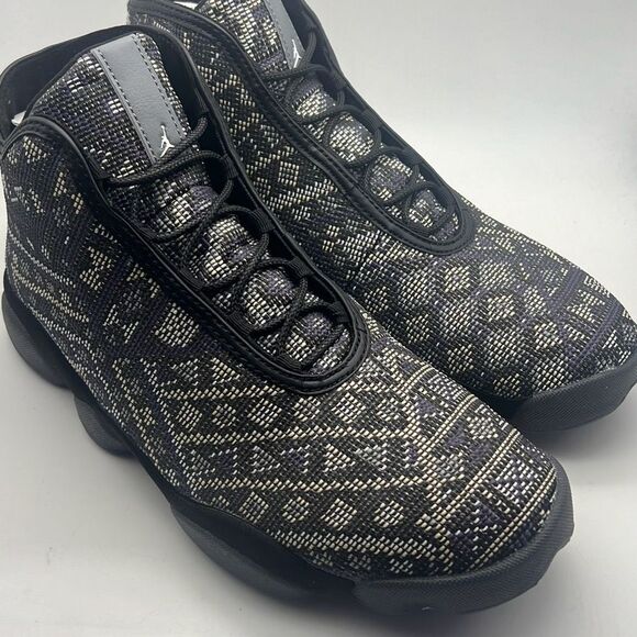 JORDAN HORIZON BHM 2016 BLACK/PURPLE STEEL-LIGHT CHARCOAL 822333 022 NWB Men 10 - Picture 1 of 15